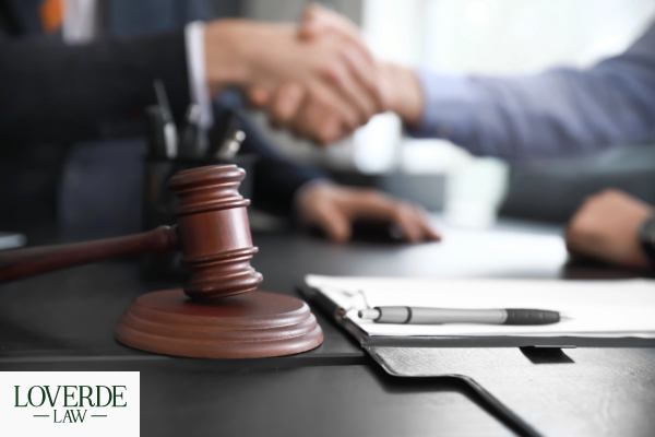 Contact a Chicago Truck Accident Lawyer Today For a Free Case Evaluation